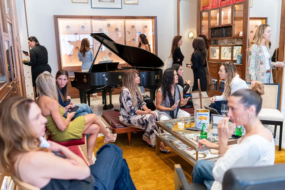 Salon-style gathering at Wellist